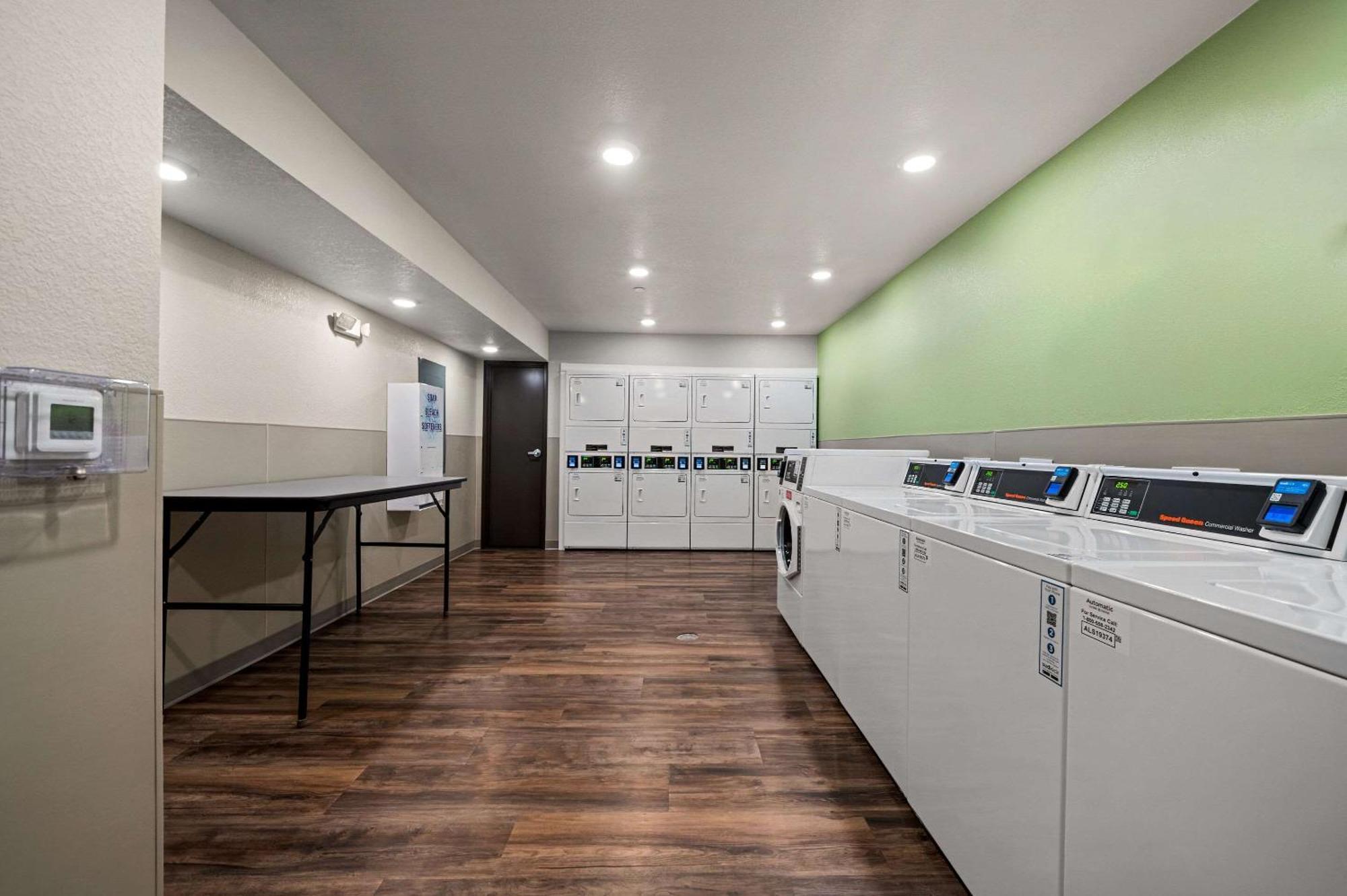 Woodspring Suites Yorktown Newport News Exteriér fotografie